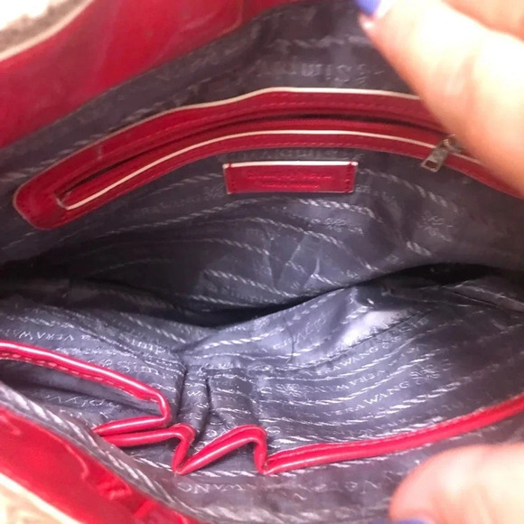 SIMPLY VERA VERA WANG SHOULDER BAG - Picture 4 of 4